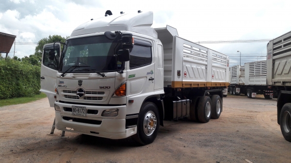 ขายครับ HINO MEGA 251แรงม้อสองเพลา ปี57 รถสวยวิ่ง 59,200 กิโลเมตร พร้อมใช้งาน ขายครับ HINO MEGA 251แรงม้อสองเพลา ปี57 รถสวยวิ่ง 59,200 กิโลเมตร พร้อมใช้งาน