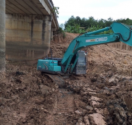 ขายแบคโฮ KOBELCO SK200-8 superXm ทำงาน 4XXXชั่วโมง สนใจโทร 081-970-1072 ขายแบคโฮ KOBELCO SK200-8 superXm ทำงาน 4XXXชั่วโมง สนใจโทร 081-970-1072