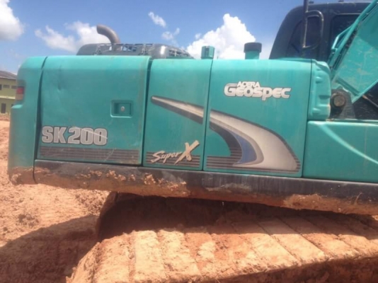 ขายด่วน 1,895,000 บาท KOBELCO SK200 MARK 8 SUPER X ทำงาน 11,xxx ชม เครื่องดี ปั้มดี โช่หนา เอวแน่น ไฟฟ้าครบ เอกสารเล่มทะเบียน  รถอยู่ จ.ร้อยเอ็ด โทร 0610710295