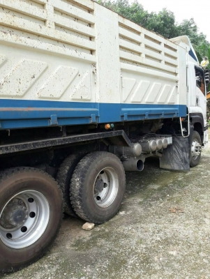 ขายรถบรรทุก 10 ล้อดัมพ์ ISUZU DECA 360 แรงม้าปี 2556 ราคา 2100000