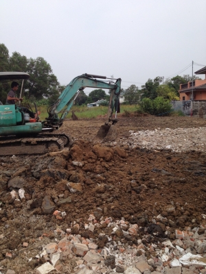 ขายรถแบคโฮ KOMATSU PC40-7 มีระบบหัวกระแทก ราคา 320000 กับ 340000