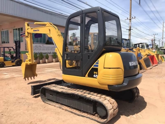 ขายรถแบคโฮ KOMATSU PC45-7 เก่านอก ราคา 650000