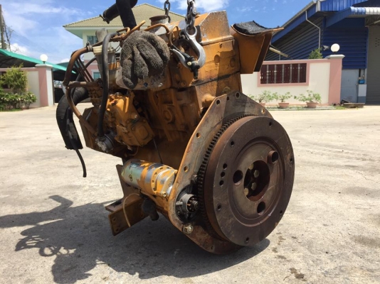เครื่องยนต์ KOMATSU 3D95S มือสองญี่ปุ่นแท้ 100\% เครื่องยนต์ KOMATSU 3D95S มือสองญี่ปุ่นแท้ 100\%