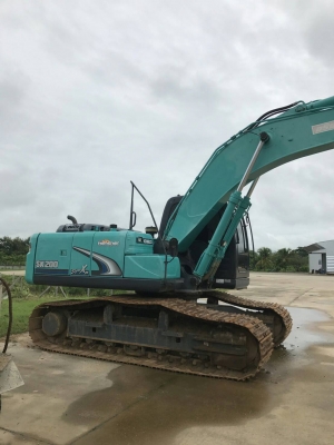 ขายรถแบคโฮ KOBELCO SK200-8 YN12 SUPER XM 5000 ชม.ราคา 2600000