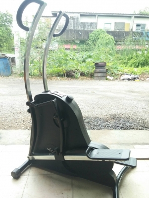 เครื่องออกกำลังกายวิ่งกึ่งสเตป cyclone เครื่องออกกำลังกายวิ่งกึ่งสเตป cyclone