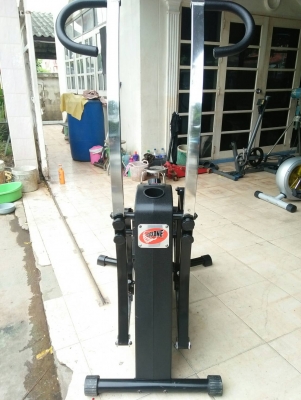 เครื่องออกกำลังกายวิ่งกึ่งสเตป cyclone เครื่องออกกำลังกายวิ่งกึ่งสเตป cyclone