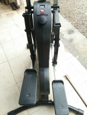 เครื่องออกกำลังกายวิ่งกึ่งสเตป cyclone เครื่องออกกำลังกายวิ่งกึ่งสเตป cyclone