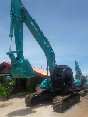 ขายKOBELCO SK200-2  มาร์คไฟว์  เก่าญี่ปุ่นแท้ มีลายแย๊ก  หลุดมัดจำ  สภาพสวย พร้อมใช้  โทร 089-3818694  ดวงนภา