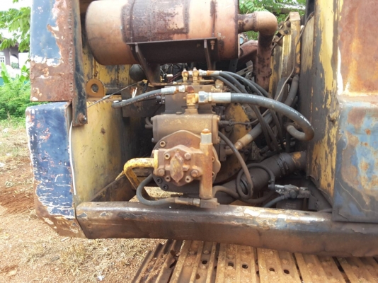 ขาย!! >>> Komatsu Pc120 รุ่น 3 ช่วงล่างดี บูมอาร์มสวย ทำงานได้ 240,000บาท <<< เบอร์ติดต่อ 098-7155789 086-4631102