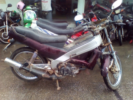 yamaha ZR น้ำตาลมีเล่ม5300.และขาว 3200แดงขายแล้ว