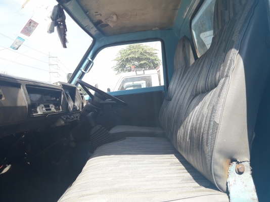ISUZU KS110 แรงม้า รถห้างแท้ เกียร์สั้น(คุณบุญมารับรถไปวิ่งงานทำเงินเรียบร้อยแล้วคับขอบคุณหลายๆเด้อค