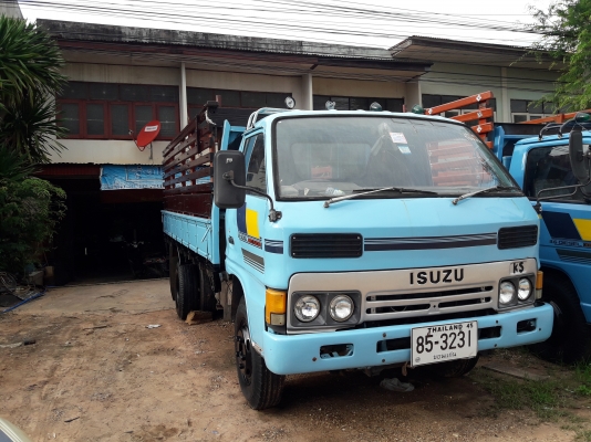 ISUZU KS110 แรงม้า รถห้างแท้ เกียร์สั้น(คุณบุญมารับรถไปวิ่งงานทำเงินเรียบร้อยแล้วคับขอบคุณหลายๆเด้อค