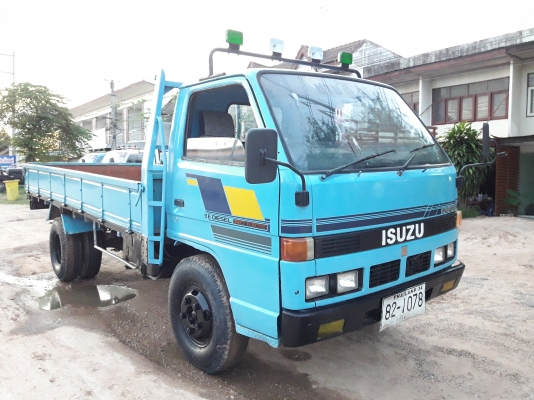 ขาย 6ล้อ ISUZU100 แรงม้า เครื่องแน่นๆ แห้ง แรงดี 4BC2ฝาดำ แชทซีสวยๆตลอดเส้น เดิมๆ ช่วงล่างแน่นๆ เกีย