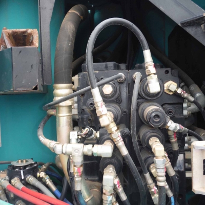 ขายรถแบคโฮ  KOBELCO : SK225SR#YB05  ปี2007 4,897ชม. เครื่อง Hino : JO5E-TA 061-4194021 พรภวิษย์