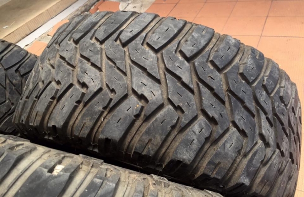 ยางMUD ขอบ20" Cooper STT 33x12.5x20 สภาพดี4เส้น ยางMUD ขอบ20" Cooper STT 33x12.5x20 สภาพดี4เส้น