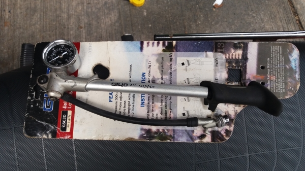 ขายโช้คซับแท๊ง โรบัส ยาว24-25 ถอดแล้วครับ