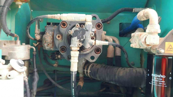 ขายรถแบ็คโฮ KOBELCO SK200-8 YN12 Super สภาพดี พร้อมใช้งาน