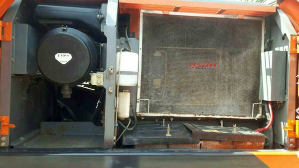 ขายรถแบ็คโฮ HITACHI ZX200-5G  สภาพดี พร้อมใช้งาน