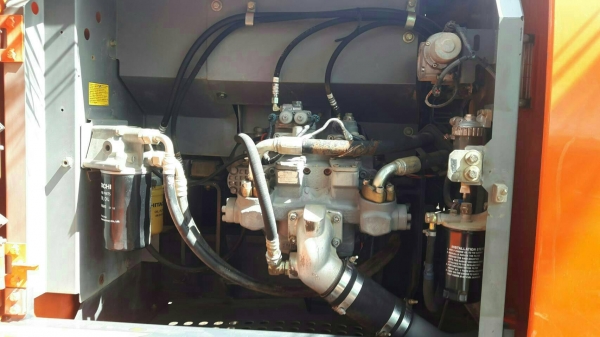 ขายรถแบ็คโฮ HITACHI ZX200-5G  สภาพดี พร้อมใช้งาน