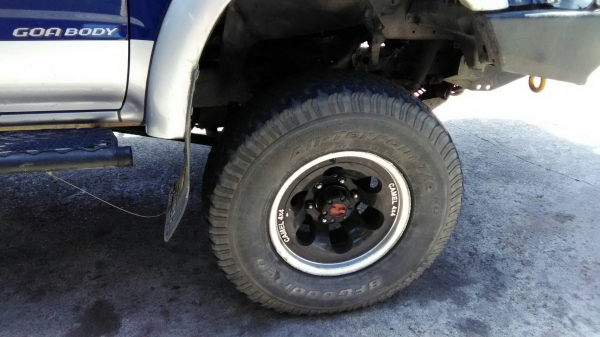 ขายแม็ก5วง ยาง5เส้น 7500 ครับ