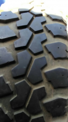 ขายแม็ก5วง ยาง5เส้น 7500 ครับ ขายแม็ก5วง ยาง5เส้น 7500 ครับ