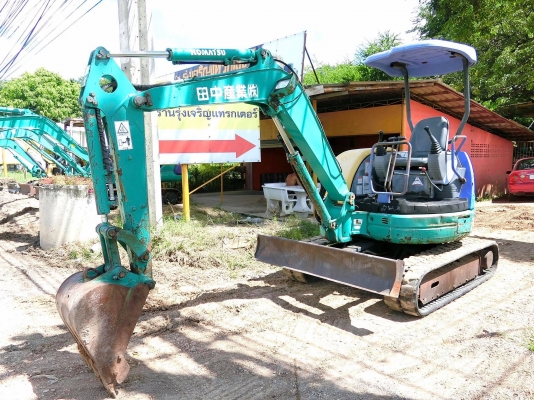 KOMATSU 27MR-1 <คอลโทนสั้นปั๊มนิ้ว> รถเก่านอกมีเอกสารใบอินวอยพร้อม☎️ติดต่อ 085-5632278 <ราคาต่อรองได้>