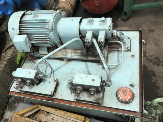 ขายปั้มน้ำมันไฮโดรลิค หัวปั้ม 2ตอน Nachi made in Japan ขนาดมอเตอร์ mitsubishi 10HP. 380V สภาพดีเดิมๆ หมุนนิ่ม พร้อมใช้งาน