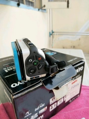 กล้องวีดีโอ sanyo xacti WH1