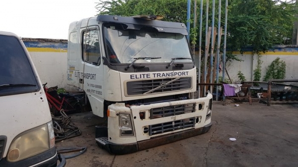 ขาย หัวเก๋ง วอลโว่ VOLVO FM12 FM 10 FM 9 Cabin ขาย หัวเก๋ง วอลโว่ VOLVO FM12 FM 10 FM 9 Cabin