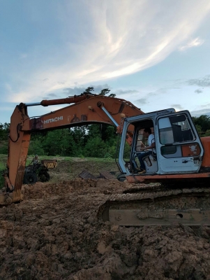 รถแบคโฮ ฮิตาชิEX400-1 เอกสารซื้อขาย สภาพพร้อมใช้งาน