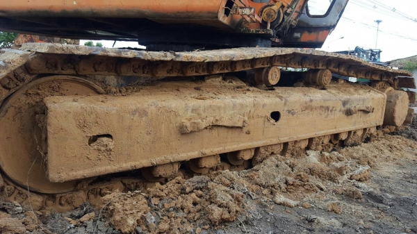 รถแบคโฮ ฮิตาชิEX400-1 เอกสารซื้อขาย สภาพพร้อมใช้งาน