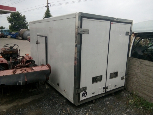 ตู้ฟีดประตู 3 บาน  ยาว 3.11 เมตร กว้าง 1.71 เมตร สูง 1.80 เมตร แซซซีตู้กว้าง 70 เซนติเมตร