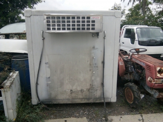 ตู้ฟีดประตู 3 บาน  ยาว 3.11 เมตร กว้าง 1.71 เมตร สูง 1.80 เมตร แซซซีตู้กว้าง 70 เซนติเมตร