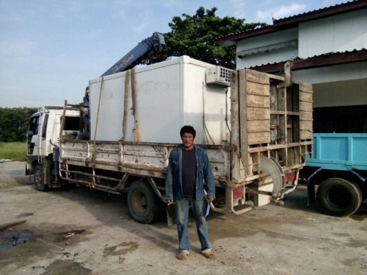 ตู้ฟีดประตู 3 บาน  ยาว 3.11 เมตร กว้าง 1.74 สูง 1.80 เมตร  แซซซีตู้กว้าง 83 เซนติเมตร