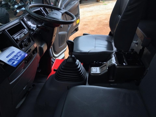 Isuzu 360 แรง ปี 56 แม่เดี่ยวดัมพ์สามมิตร มีระบบลากพ่วง ไมล์น้อย