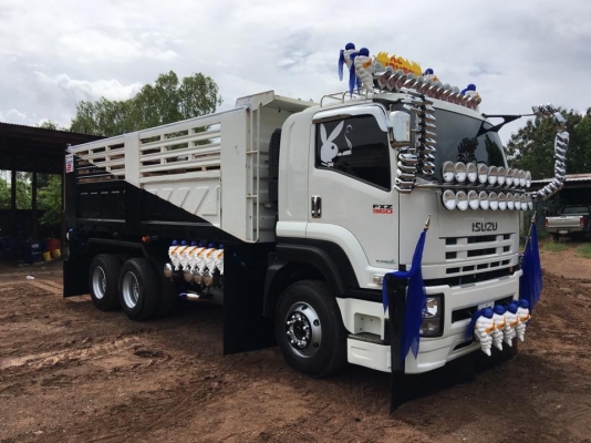 Isuzu 360 แรง ปี 56 แม่เดี่ยวดัมพ์สามมิตร มีระบบลากพ่วง ไมล์น้อย