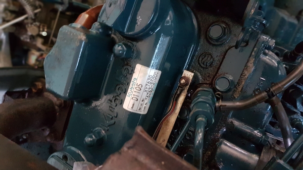 เครื่องยนต์ดีเซล kubota 3สูบ d1105 24แรงม้า สภาพสวย นำเข้าจากญี่ปุ่น ติดง่าย เครื่องแน่น ประหยัดน้ำมัน ไม่เคยใช้งานในไทย สนใจติดต่อ 0817502357 จัดส่งสินค้าได้ทั่วประเทศ