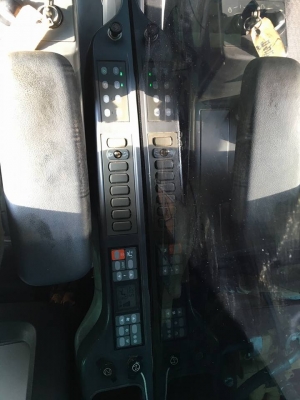 ขายรถแบ็คโฮ CAT 320D JAPAN แท้ ใช้งาน 7,3xx ชั่วโมง สภาพดี พร้อมใช้งาน