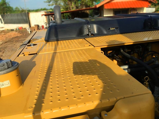 ขายรถแบ็คโฮ CAT 320D JAPAN แท้ ใช้งาน 7,3xx ชั่วโมง สภาพดี พร้อมใช้งาน