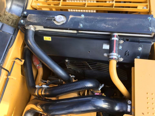 ขายรถแบ็คโฮ CAT 320D JAPAN แท้ ใช้งาน 7,3xx ชั่วโมง สภาพดี พร้อมใช้งาน