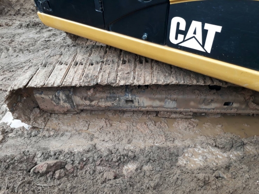 ขาย แมคโคร CAT 320 D 8200 ช.ม. ปี55 ขาย แมคโคร CAT 320 D 8200 ช.ม. ปี55