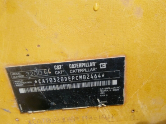 ขาย แมคโคร CAT 320 D 8200 ช.ม. ปี55 ขาย แมคโคร CAT 320 D 8200 ช.ม. ปี55