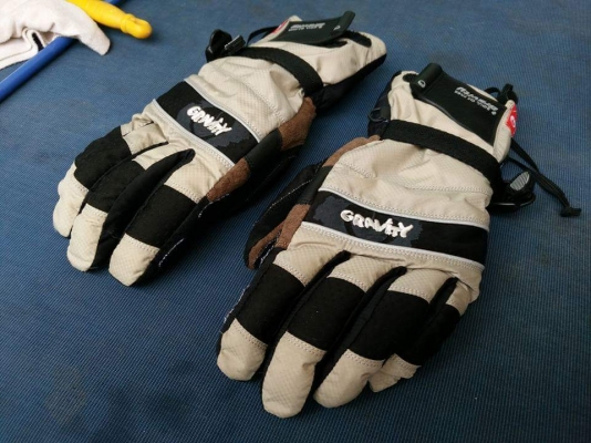 ถุงมือ Size:M จากตู้ญี่ปุ่น