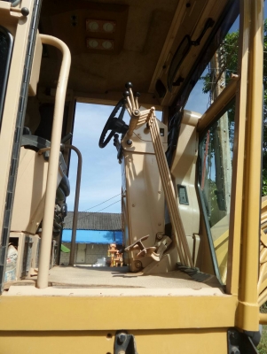 รถเกรด CAT 140H รถเก่านอก เล่มทะเบียน รถเกรด CAT 140H รถเก่านอก เล่มทะเบียน