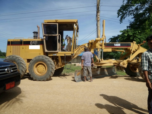 รถเกรด CAT 140H รถเก่านอก เล่มทะเบียน รถเกรด CAT 140H รถเก่านอก เล่มทะเบียน