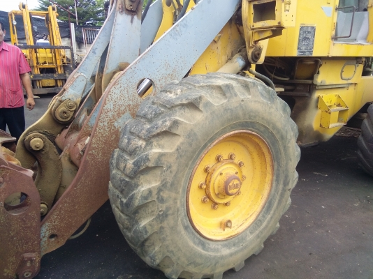ขายรถตักล้อยางVOLVO L70Bเอวอ่อน ขายรถตักล้อยางVOLVO L70Bเอวอ่อน