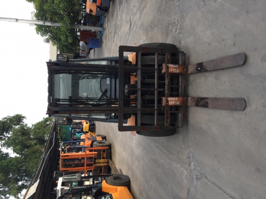 -:-*&bull;*ข า ยร ถ ย ก นำ เ ข้ า*&bull;*-:-TOYOTA 7FD25 เครื่องดีเซล งาเท เสาสูง3เมตร สนใจติดต่อ083-062-0223ปอน