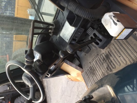 -:-*&bull;*ข า ยร ถ ย ก นำ เ ข้ า*&bull;*-:-TOYOTA 7FD25 เครื่องดีเซล งาเท เสาสูง3เมตร สนใจติดต่อ083-062-0223ปอน