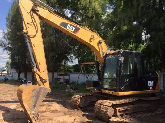 ขายรถแบคโฮ CAT 312 D2 ไมล์ 5600 ชม.ราคา 1700000