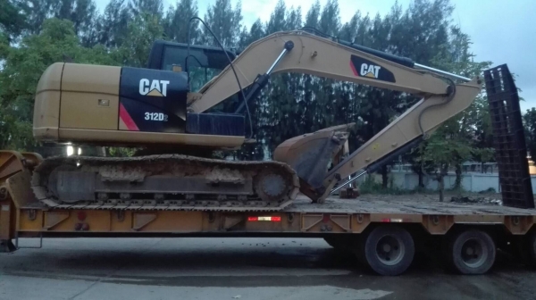 ขายรถแบคโฮ CAT 312 D2 ไมล์ 5600 ชม.ราคา 1700000